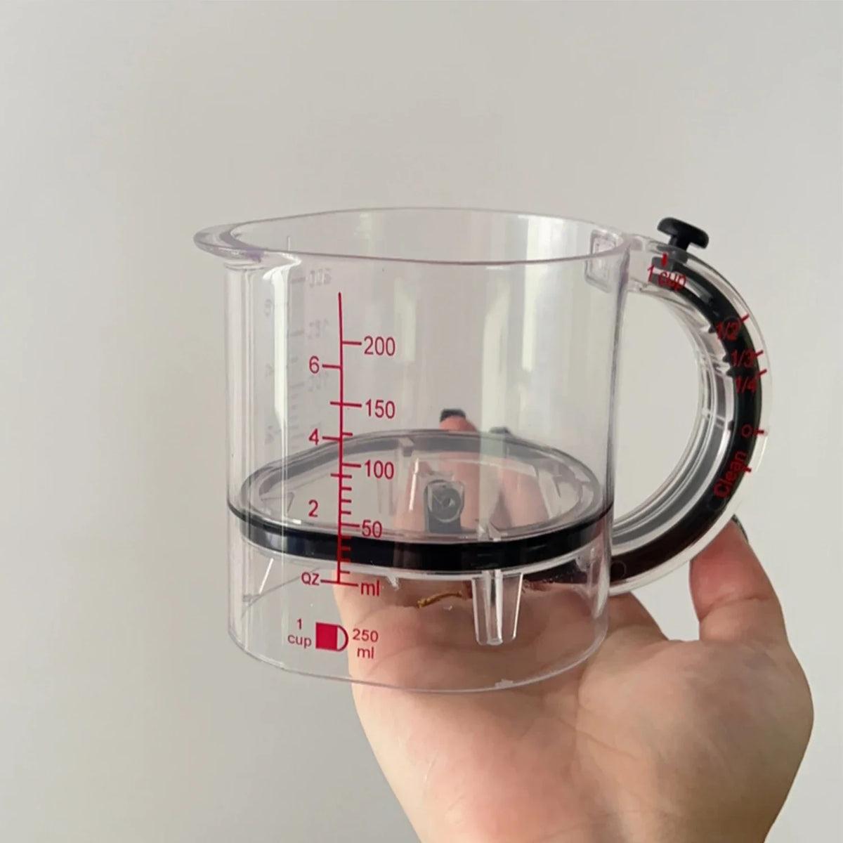 4-IN-1 Adjustable Measuring Cup